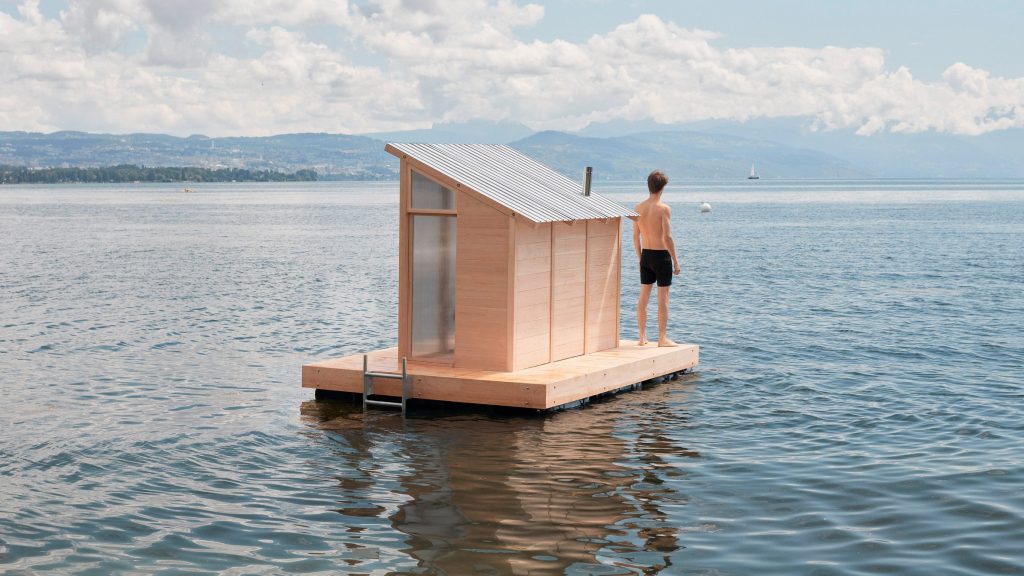 Trolle Rudebeck Haar floats prefabricated sauna on Lake Geneva