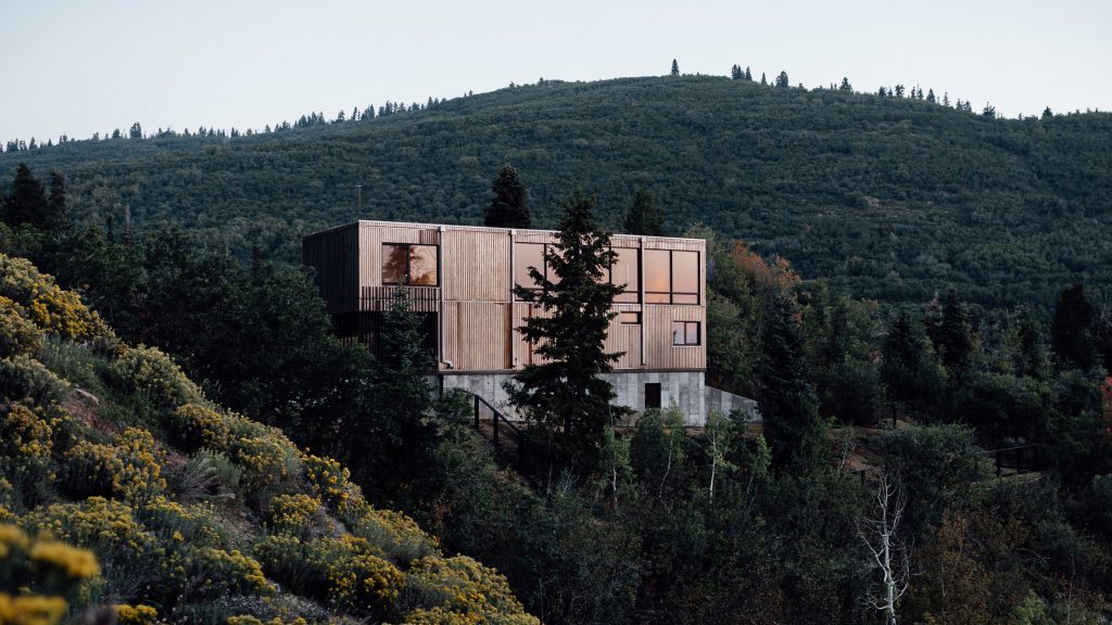 Klima wraps Maple Haus in the Utah mountains in weathering steel
